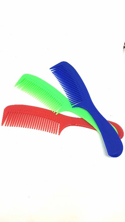 Brittny Handle Comb