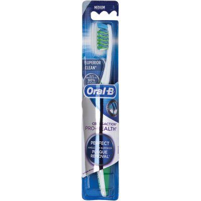 Oral-B Cross Action 40 Med