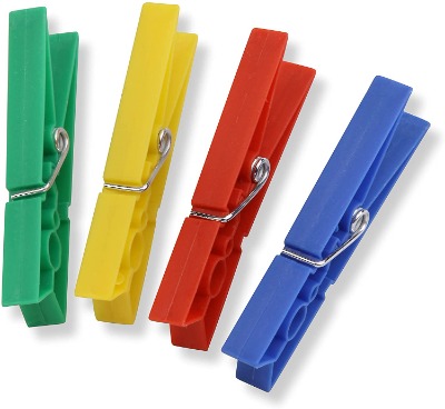 Plastic Clothes Pegs