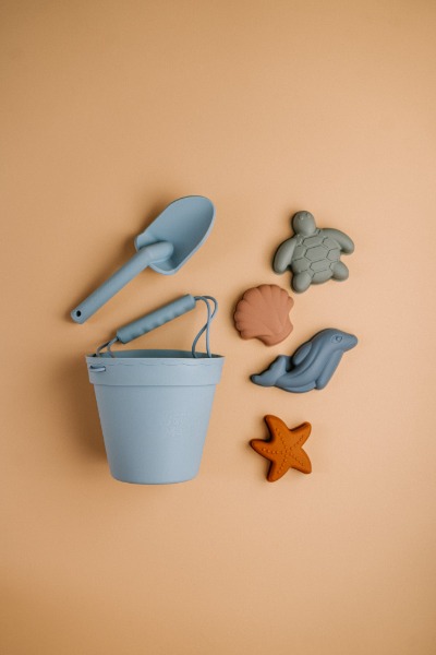 Bucket set
